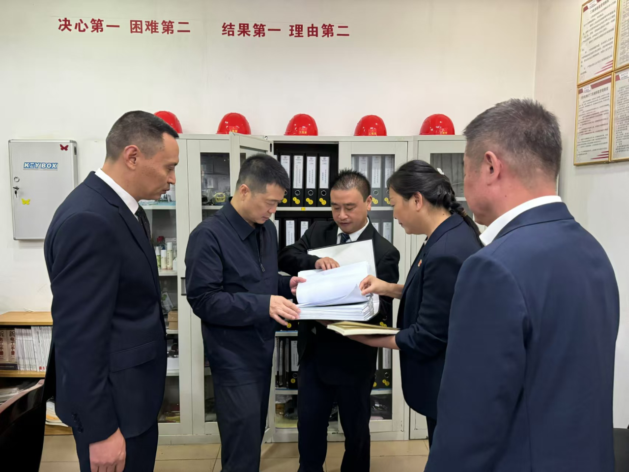 省尊龙凯时集团党委书记、董事长游勇国庆节期间调研督导旗下酒店经营及安全生产工作